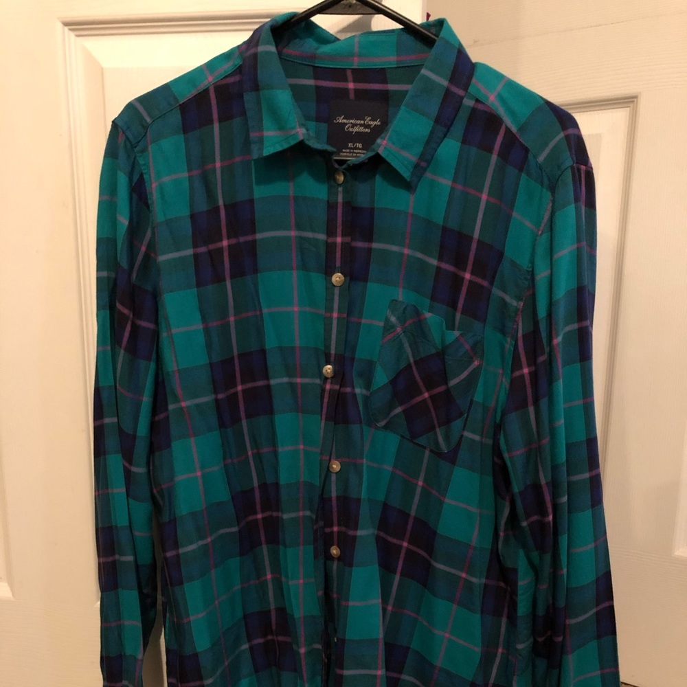 American Eagle Long Sleeve Plaid shirt NWOT